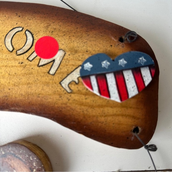 Patriotic Welcome Bear - Picture 5 of 6